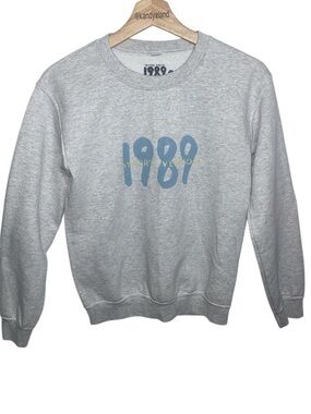 TAYLOR SWIFT 1989 Taylor’s Version Authentic Sweatshirt